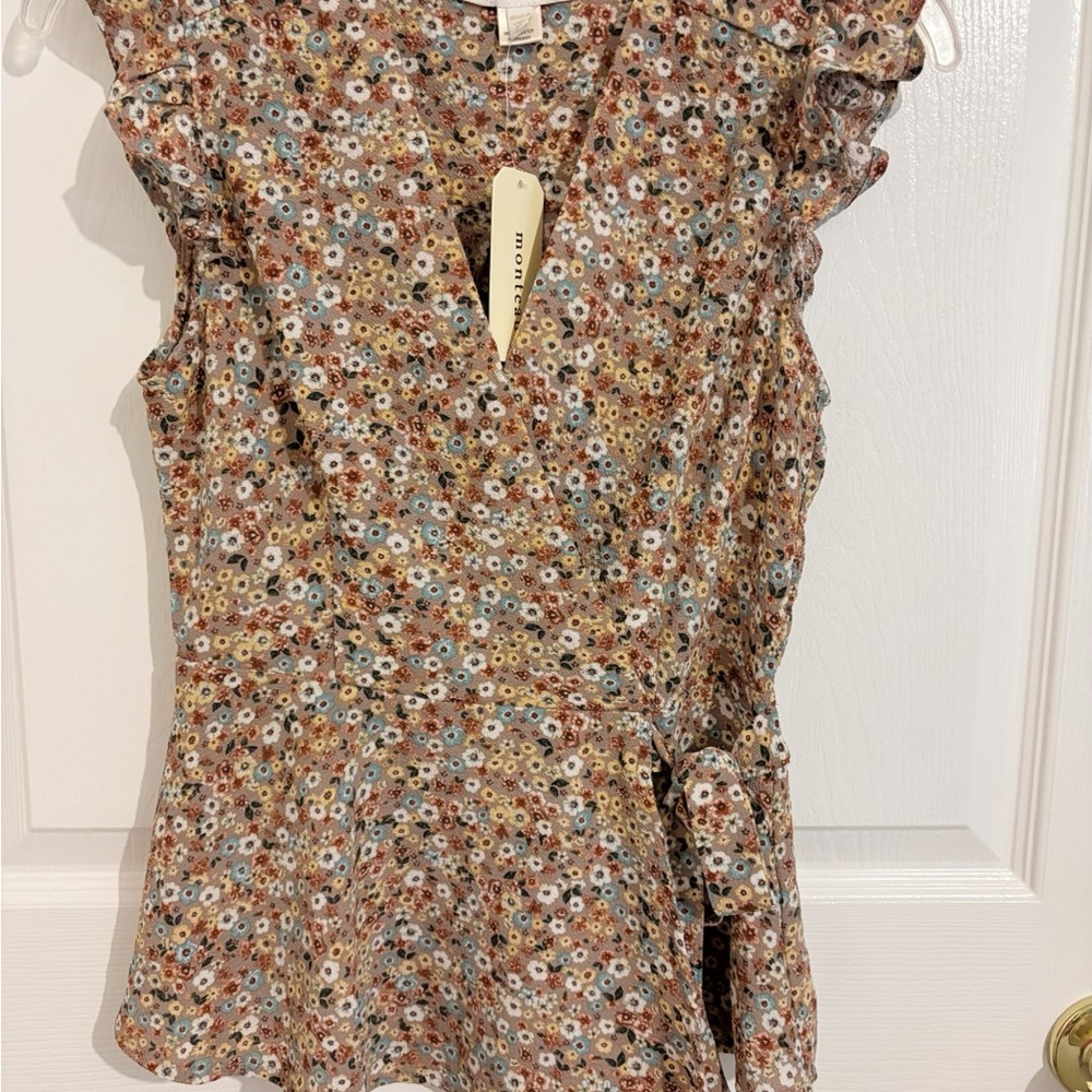 Elegant Floral Ruffle Sleeve Blouse